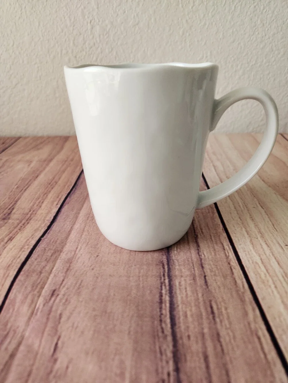 Crate & Barrel Mug Mercer Collection Cactus Holiday